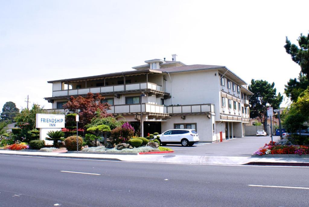 סאניוייל Friendship Inn מראה חיצוני תמונה